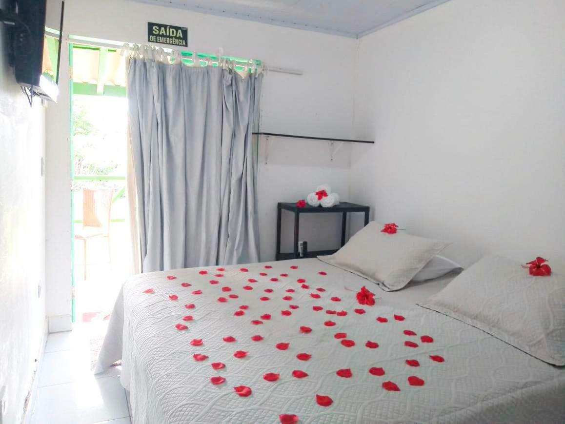 Casa De Samuel Lobrito Apartment Фернанду ди Нороня Екстериор снимка