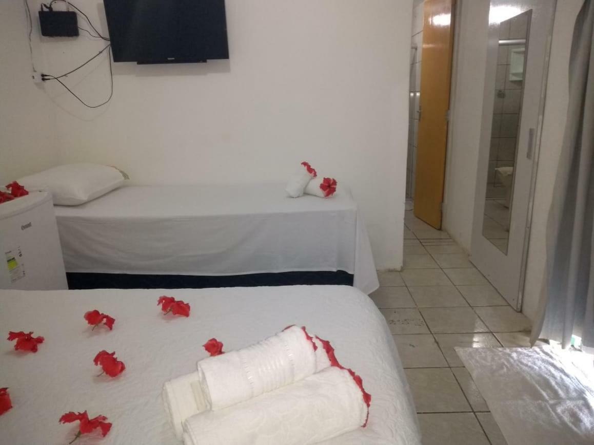 Casa De Samuel Lobrito Apartment Фернанду ди Нороня Екстериор снимка
